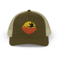 Load image into Gallery viewer, Sunset Duck Trucker Cap – Embroidered Wildlife Snapback